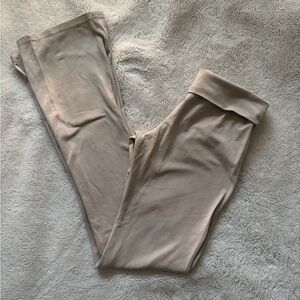 Brandy melville light taupe beige leggings